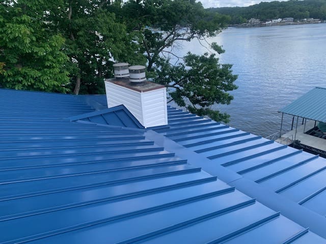 Hayword house roof view 1